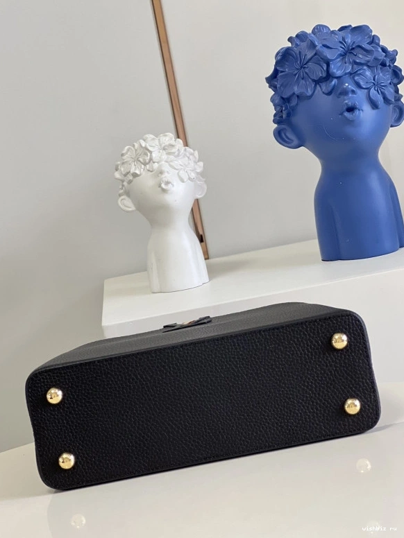 WIS LOUIS CAPUCINES VUITTON MM 0728